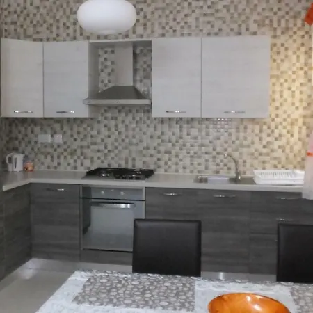 Number 3 Apartman *
